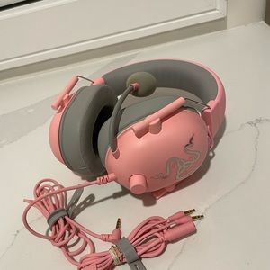 RAZER BLACKSHARK V2 X QUARTS‎ EDITION HEADPHONES PINK